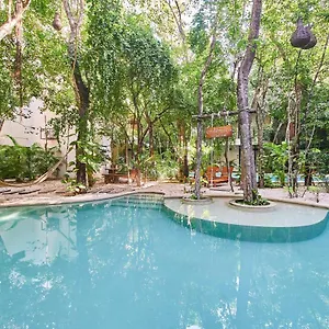 Jungle Penthouse With Private Pool Apartment
